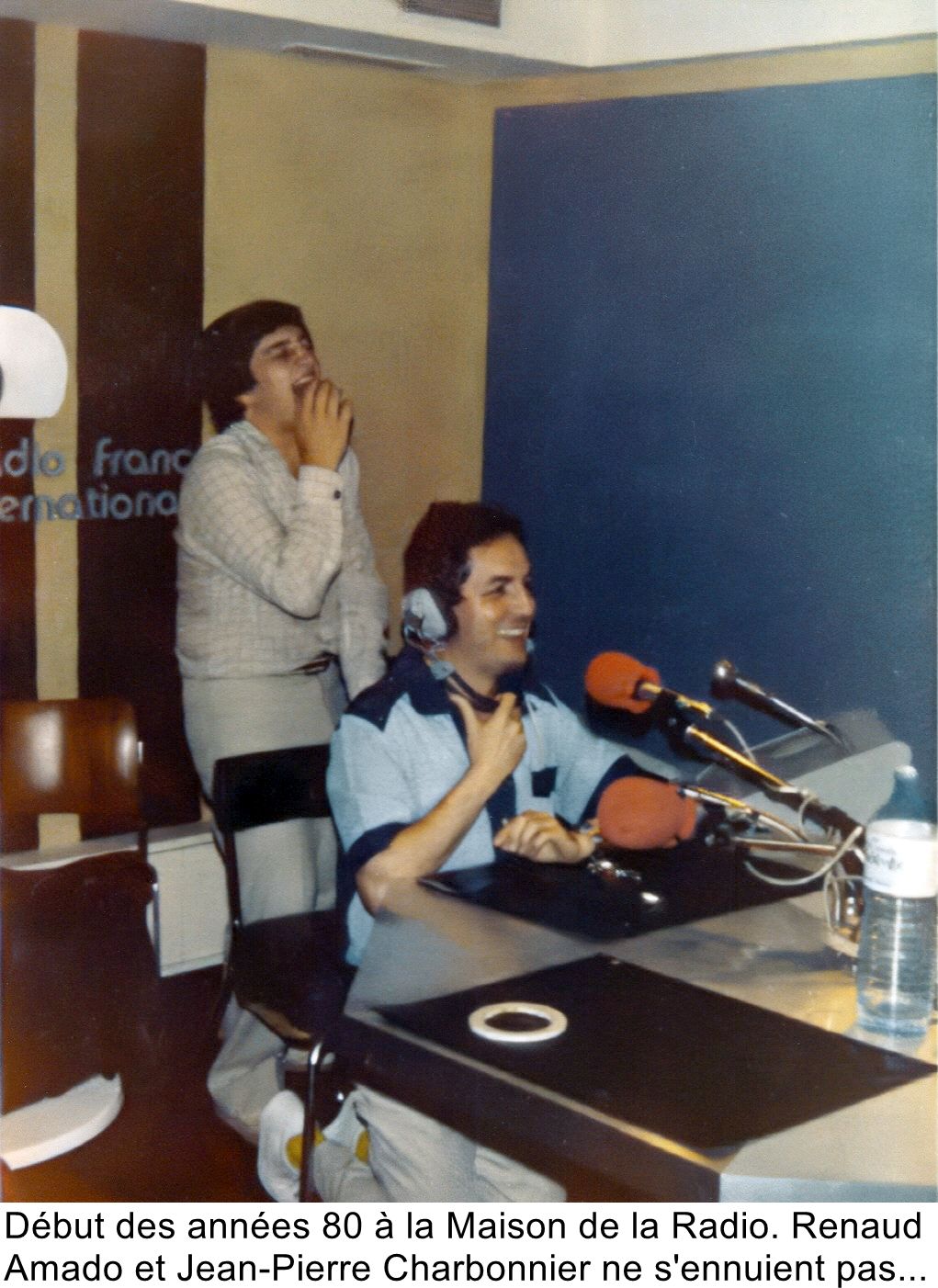 Début des années 80 à la Maison de la Radio. Renaud Amado et Jean-Pierre Charbonnier ne s'ennuient pas...